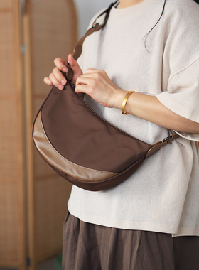 布谷森林牛津布包新款斜挎包尼龙配牛皮包百搭饺子包女简约B463