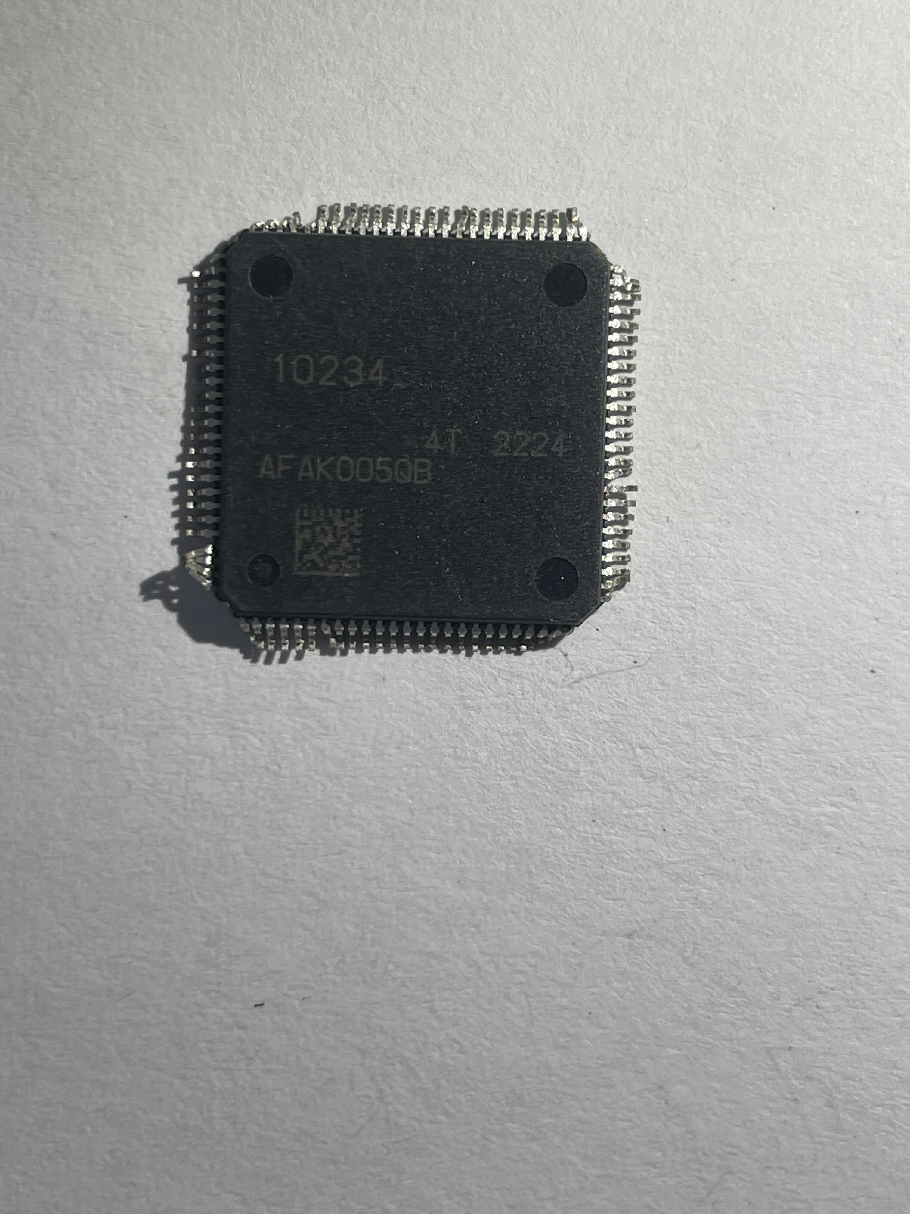 全新原装现货 新能源电脑版MCU R7F7010234 10234 汽车仪表CPU