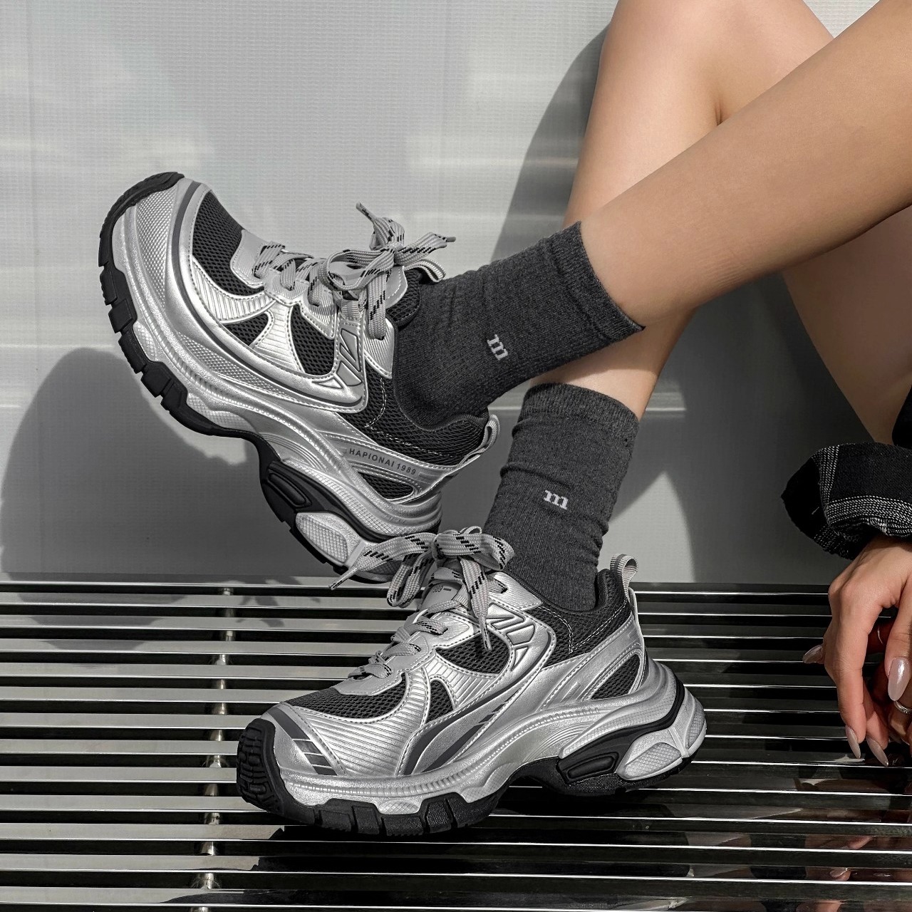 艾模儿2025秋季新款赵露思同款厚底增高网布做旧情侣运动老爹鞋