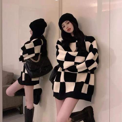 2022 new chessboard plaid sweater women's winter thickened sweater medium long loose soft waxy coat