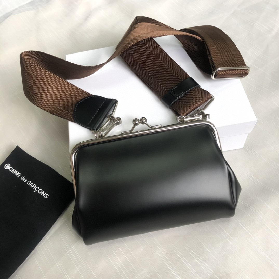 2025真皮夹子包可爱小包女士牛皮单肩斜挎手拎口金包日韩女包