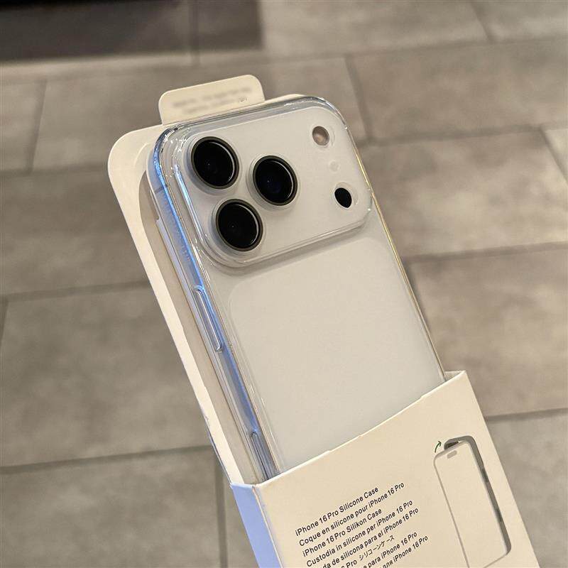 全包带镜头膜秒变大视窗超薄磨砂冰透雾面适用苹果17promax手机壳