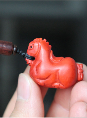 红色木马创意礼物马项链吊坠随身钥匙挂件桃木雕刻木质礼物