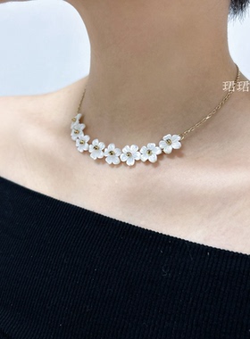 天然花朵贝壳女简约遮疤痕项链