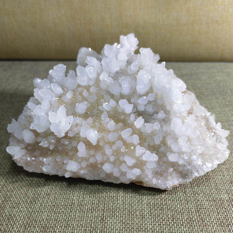 19天然文石原石方解石花白纹石矿标观赏石地质教学摆件 aragonite