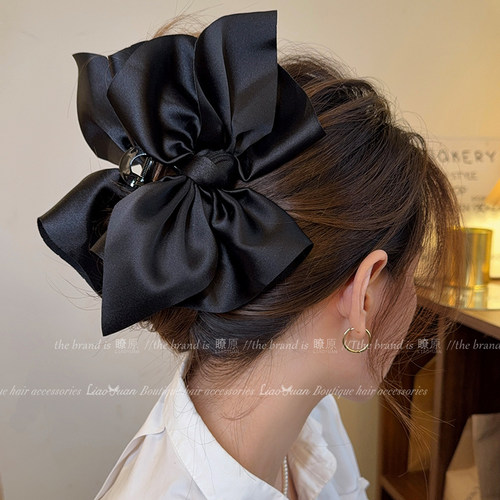 敲美敲心动~质感大蝴蝶结抓夹