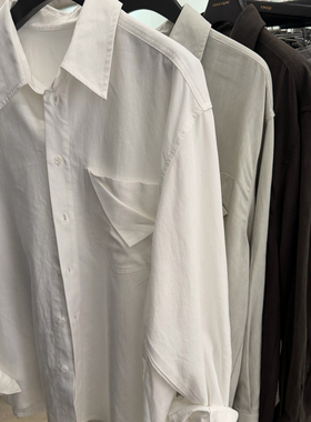 寅邱YINQIU-26年早春法式复古翻领修身印花长袖休闲衬衫70272男