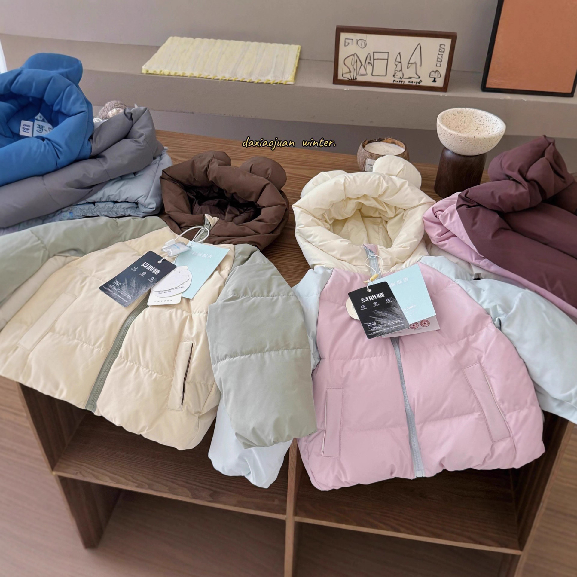 儿童保暖羽绒服2025冬季男女童加厚拼接连帽国标90白鸭绒羽绒外套