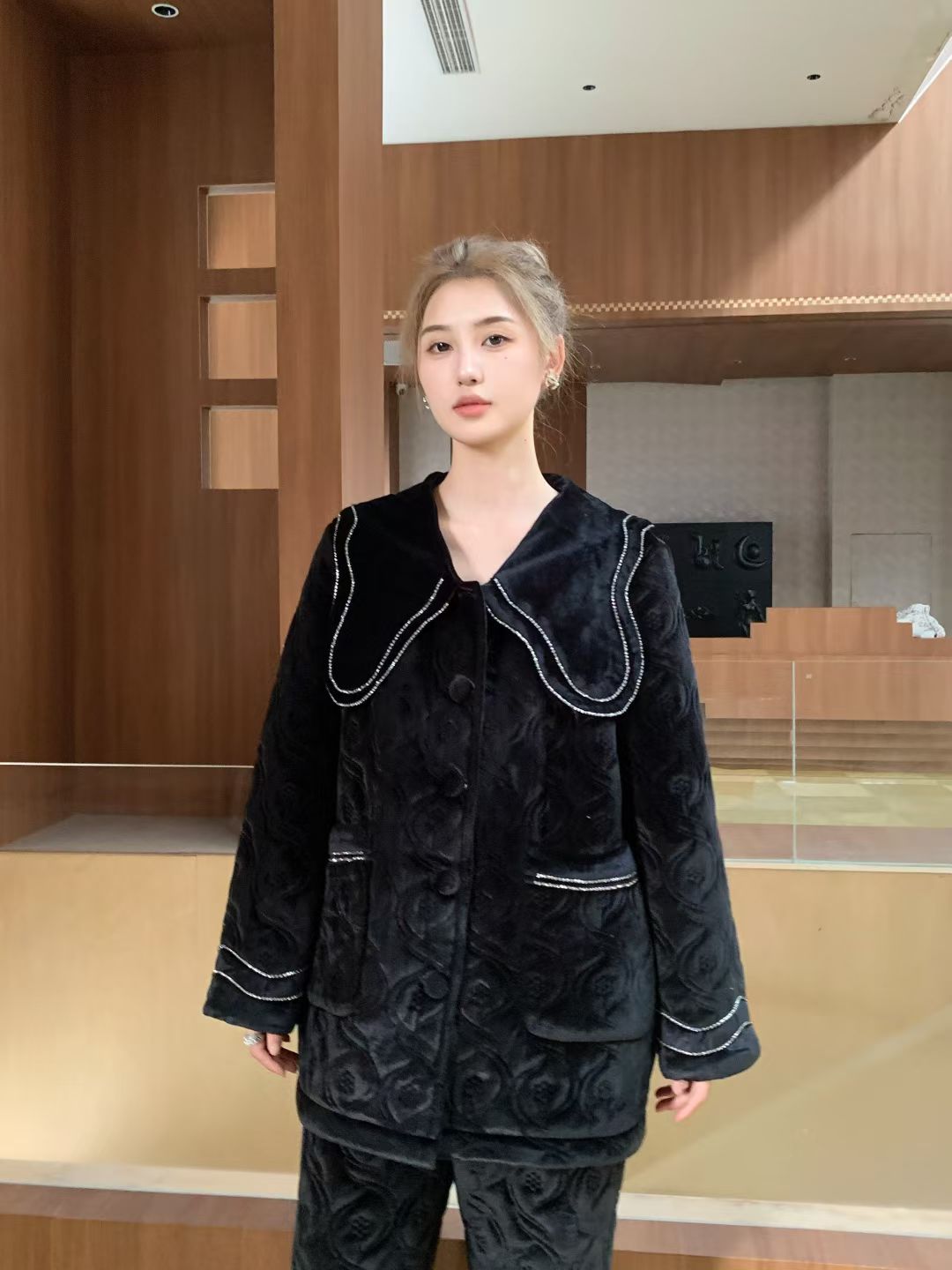 原艾慕优夜巡墨羽冬季夹棉加绒加厚可外穿女士保暖休闲睡衣套装