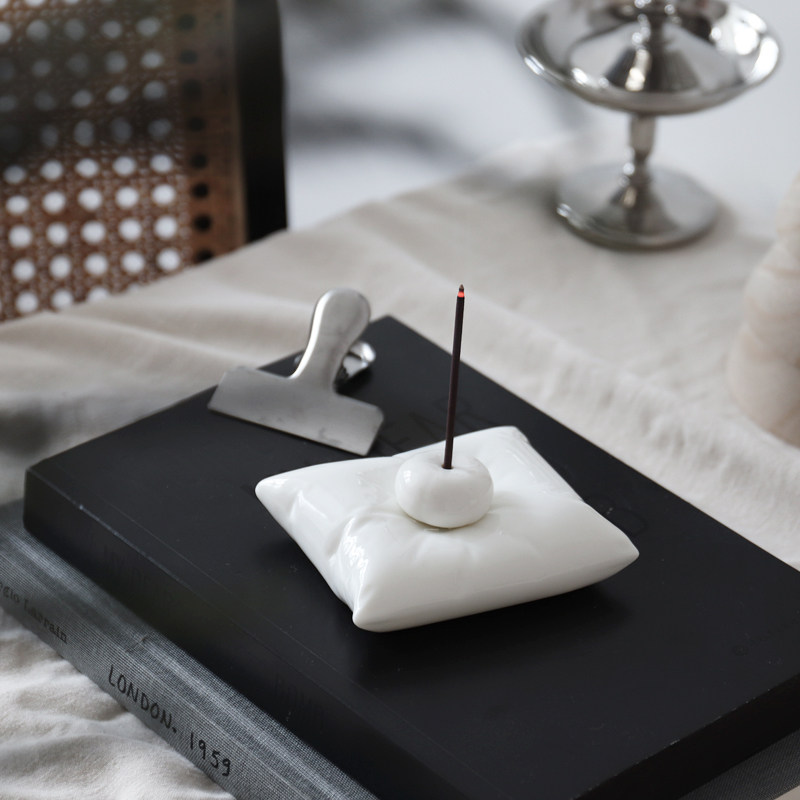 WULIHOME 可可爱爱的香插托来了 陶瓷小枕头香插座,家居饰品,香托/香盘/香座/香插,淘宝优惠券,粉丝福利购,淘宝优惠卷