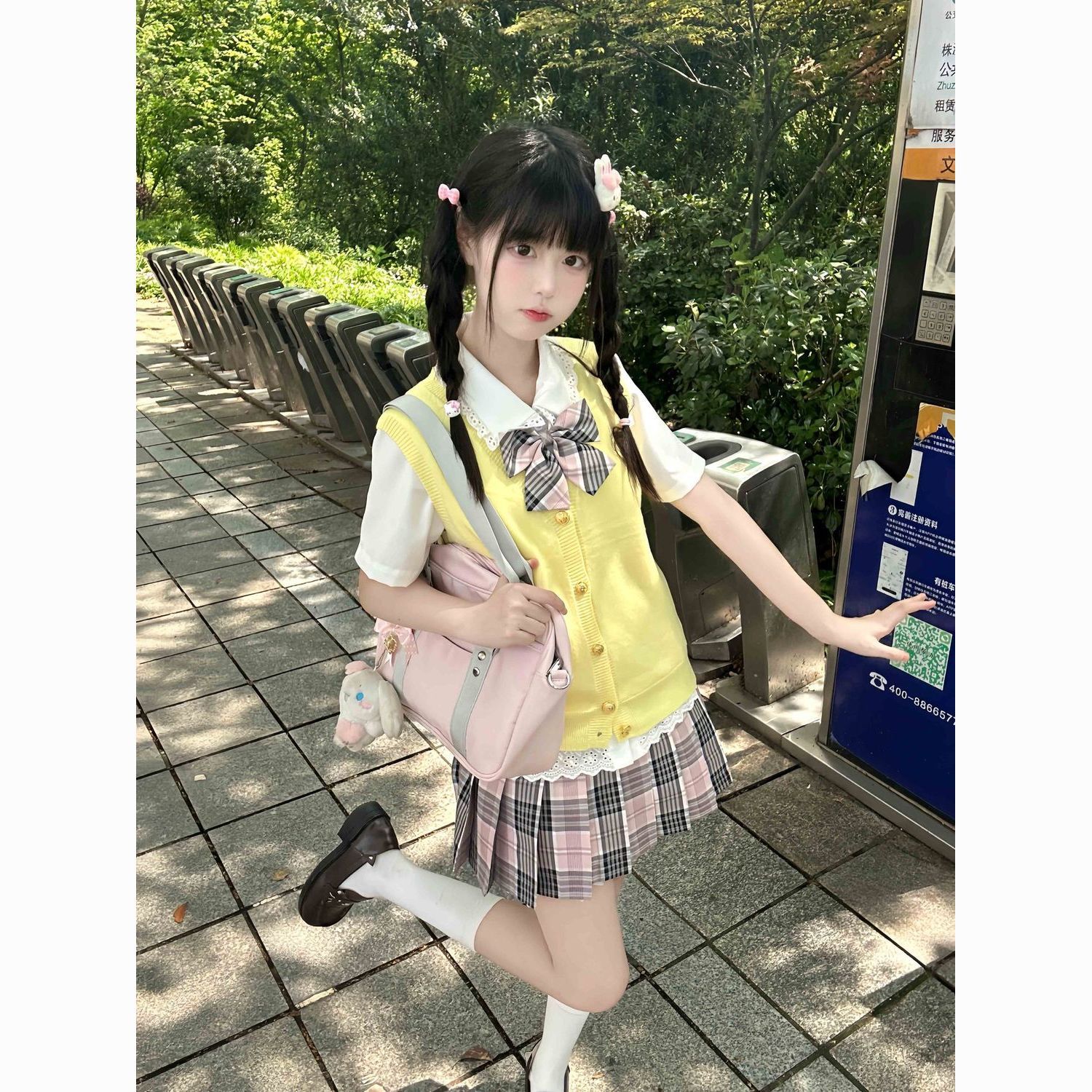 琉璃喵JK原创格裙黄色针织马甲花边衬衫穿搭套装甜美校供感制服