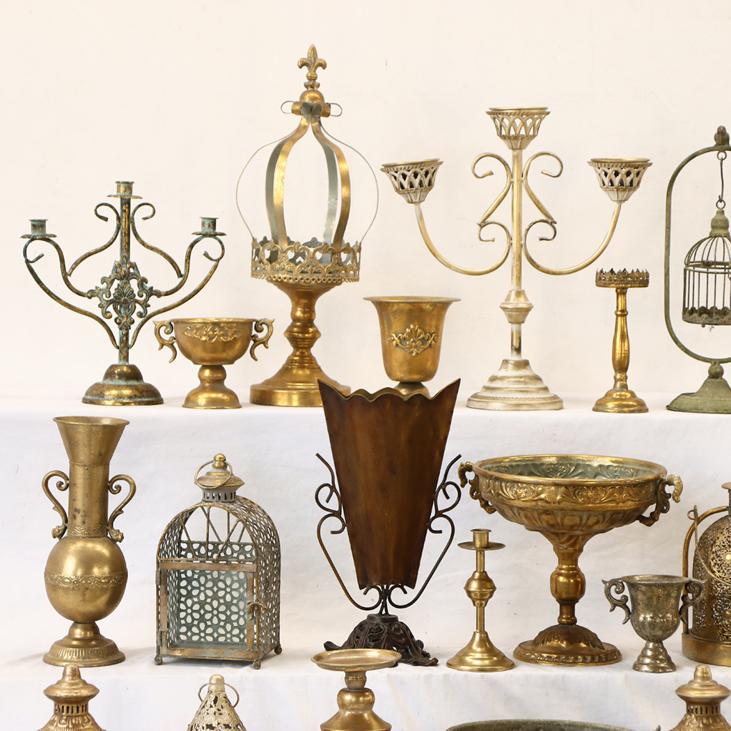 독특한 아이템의 대규모 컬렉션 - 유럽과 미국의 복고풍 홈 액세서리 골동품 오래된 철 장식 트로피 화분