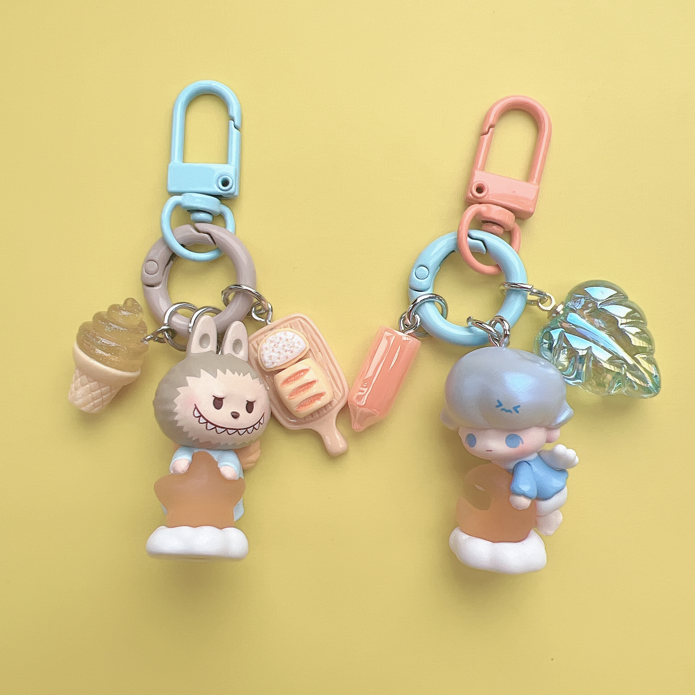 泡泡玛特晚安点亮夜空趴姿萌粒摆件星星人钥匙扣包包相机挂件礼物