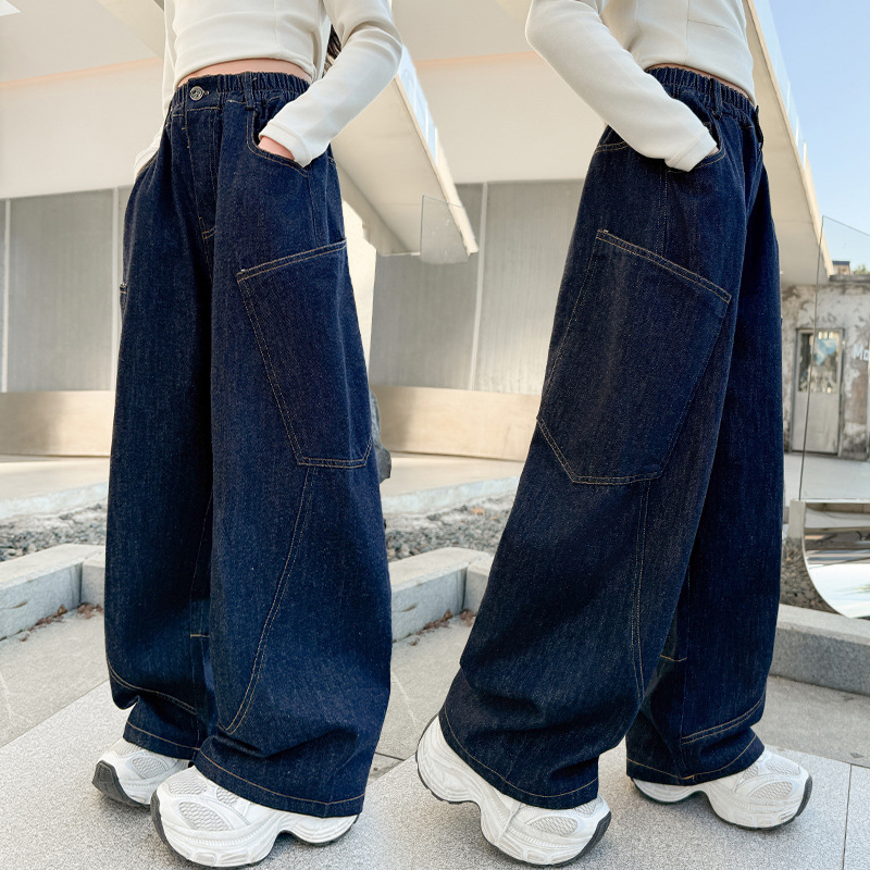 女童裤子秋装新款牛仔裤2025儿童秋季网红深蓝色牛仔弯刀裤潮