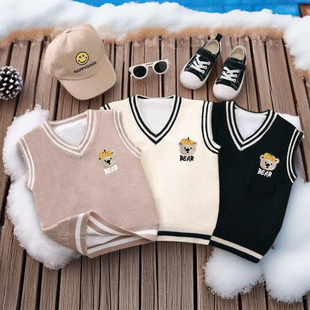2025新款学院风加绒加厚秋冬款男童针织背心女童外穿V领马甲毛衣