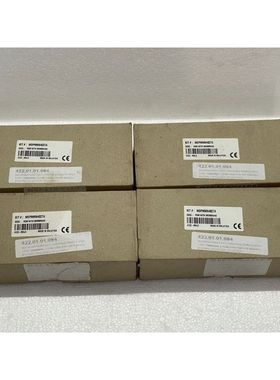 4 件摩托罗拉 MDPMMN4027A 遥控扬声器麦克风