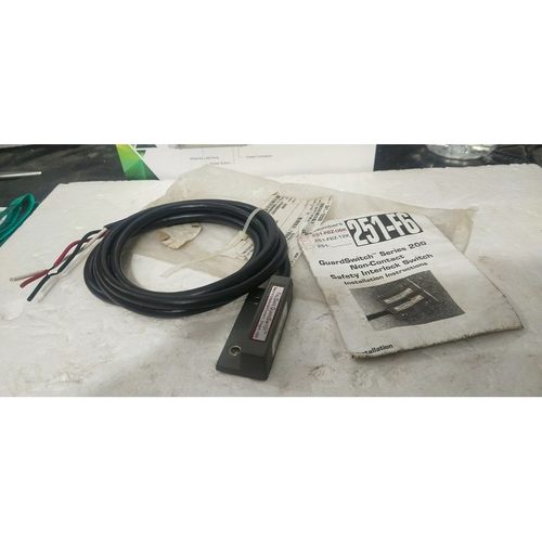 Sentrol 251-F6Z-06K Failsafe Guard 开关 联锁 可编程式逻辑控