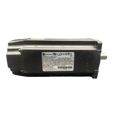 Allen Bradley VPL-B1153F-CJ14AA Serie A 3 Phase 5000 RPM AC