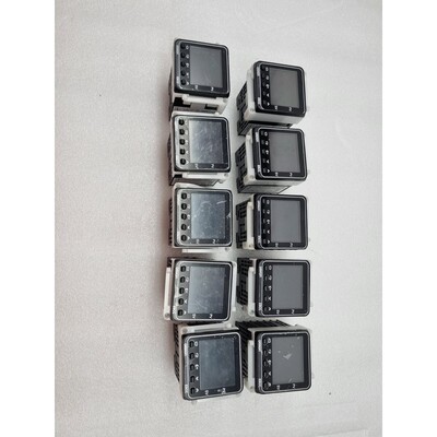 Omron E5CC-QX2ASM-800 Contr?leur Numérique VER2.1 Ensemble