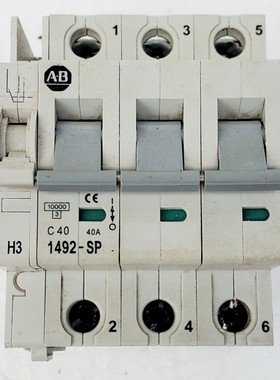 ALLEN-BRADLEY 1492-SP3C400 SER C 带 1492-ASPH3 辅助开关 #1