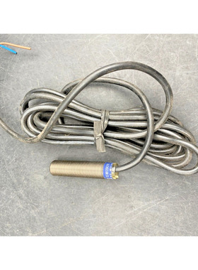 TELEMECANIQUE XS1M12DA210 INDUCTIVE PROXIMITY SWITCH