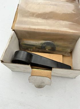 TELEMECANIQUE GK1 AP07 078782 COMMANDE ROTATIVE