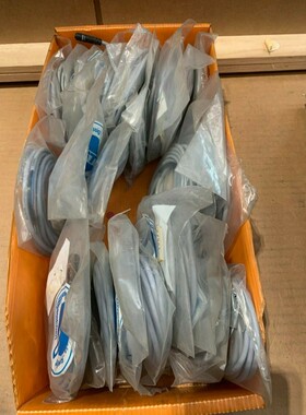 Old Stock New 25 pc x FESTO Cable SIM-K-GD-2,5 15679