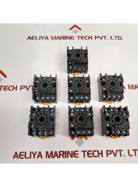 Lot Of 7X Omron PF113A-E Relay Base 10A 250V