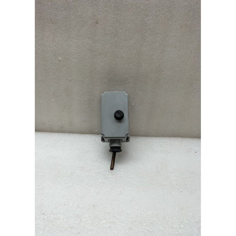 CALEFFI 624000 IMMERSION 安全加热器 带手动重置