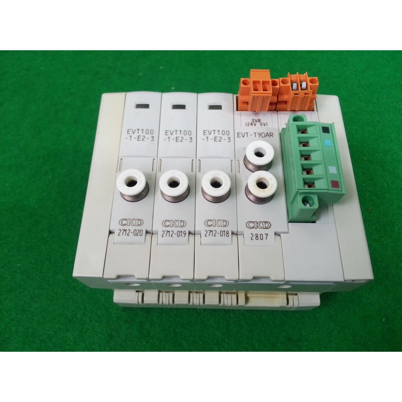 CKD EVT-T9DAR,EVT100-1-E2-3 × 3 奴隶站,二手