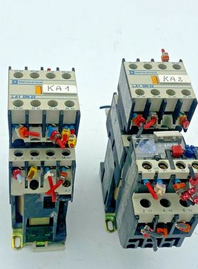 2pc x Telemecanique LA1DN22 +1 LR2D13