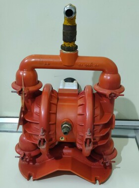 Wilden 泵 4 P4/AAAPP/BNS/BN/BN/0014 铝