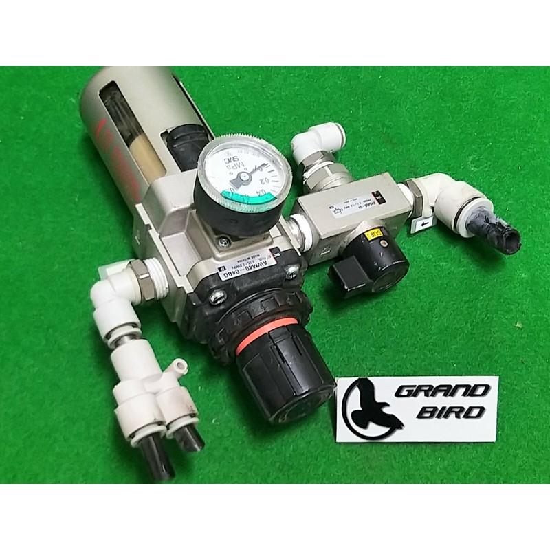 SMC AWM40-04BG AWM40-04BG 过滤调节器 带 VHS400-04 手阀,二手