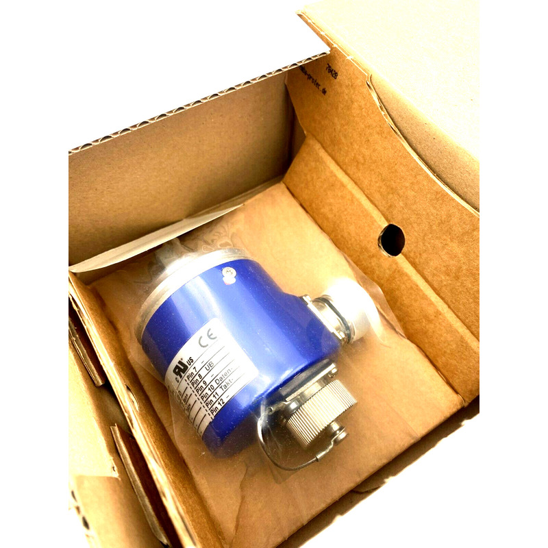 BAUMER Absolute encoders - SSI GCM2W with clamping flange GC