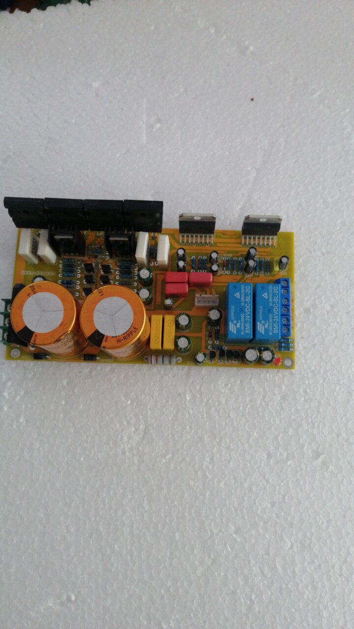 三声道2X100W+300W纯后级功放板TDA7293+5200对管