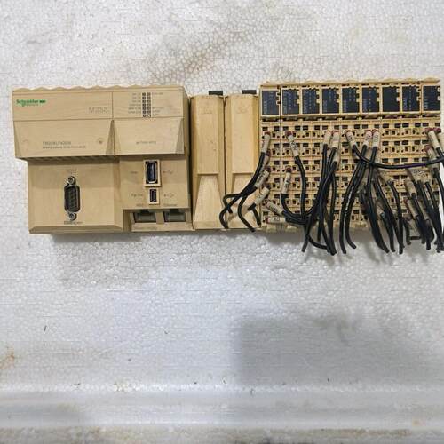 TM258LF42DR PLC模块 工业自动化工控扩展配件议价维修