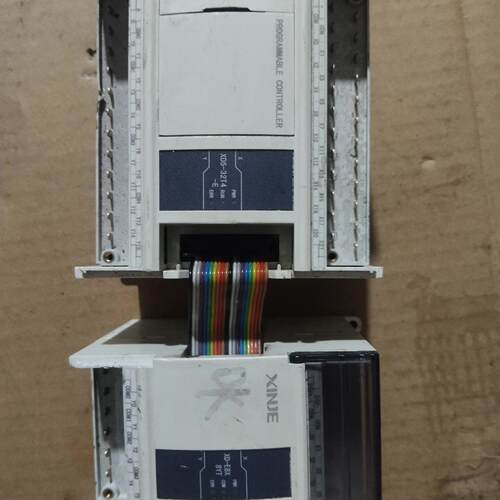 XD5-32T4-E XD-E8X8YT 信捷PLC可编程控制器扩展模块议价维修