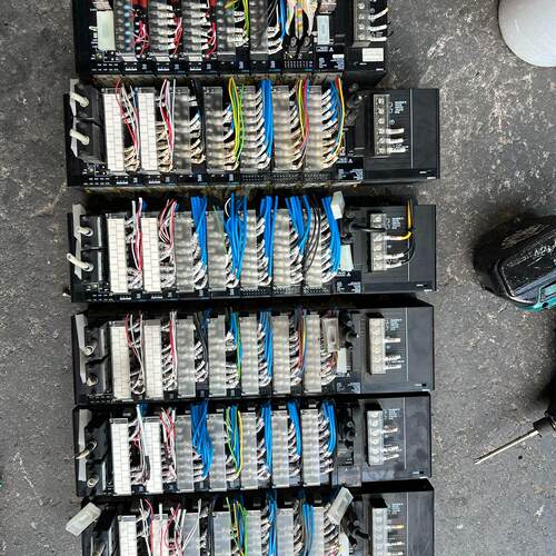 CJ2M-CPU13 PLC工控自动化控制模块议价维修