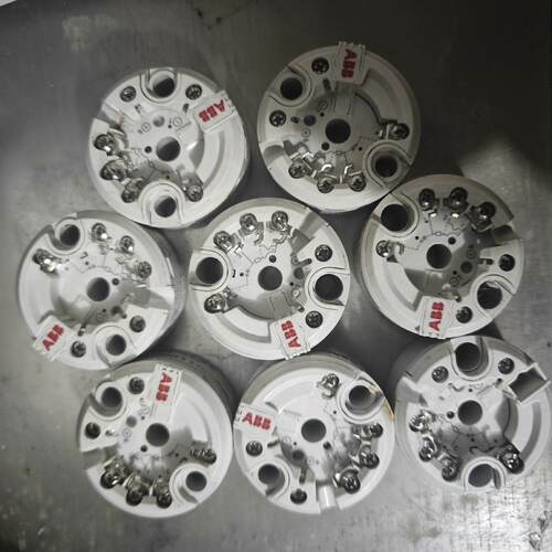 TTH200-S1 TTH200-Y0 TTH200 工控温度变送模块议价维修