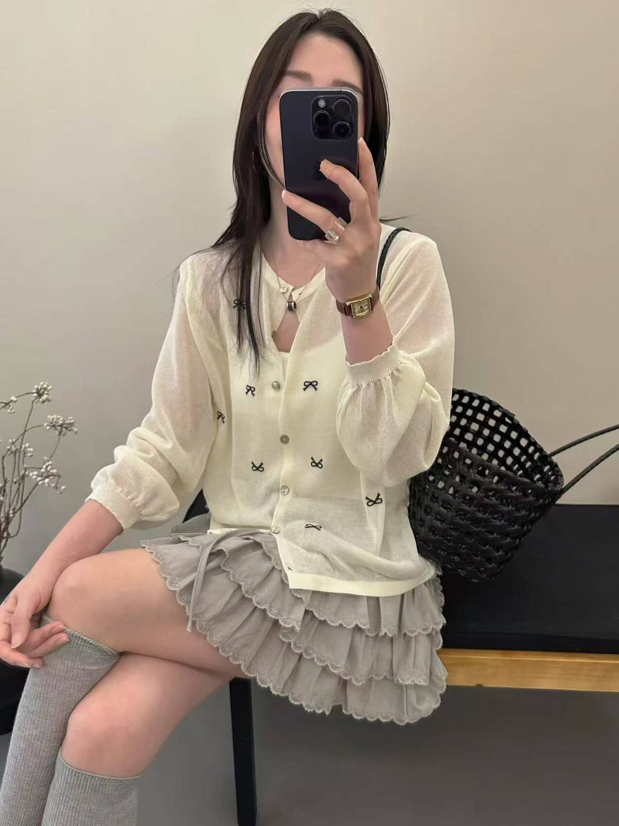 防晒春季新款韩版宽松显瘦圆领蝴毛针织衫