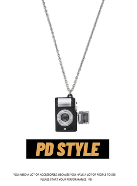 PDSTYLE自制 暗黑网红发光小相机吊坠项链潮嘻哈仿单反男女毛衣链