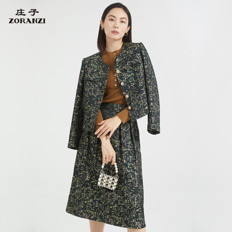 ZORANZI 庄子女装春秋季森绿色单排扣上衣女短款外套WJR33516