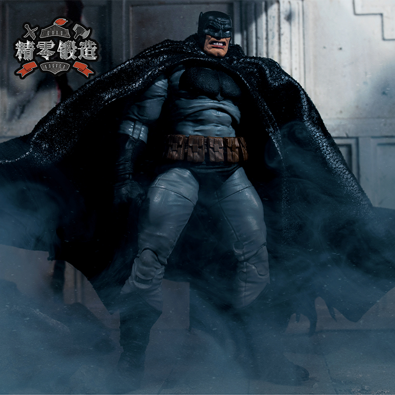 【清仓】麦克法兰DC黑暗骑士归来蝙蝠侠超人7寸人偶披风