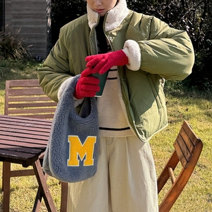 F95好品质韩国女装 两面穿羊羔绒保暖宽松休闲外套棉服保暖