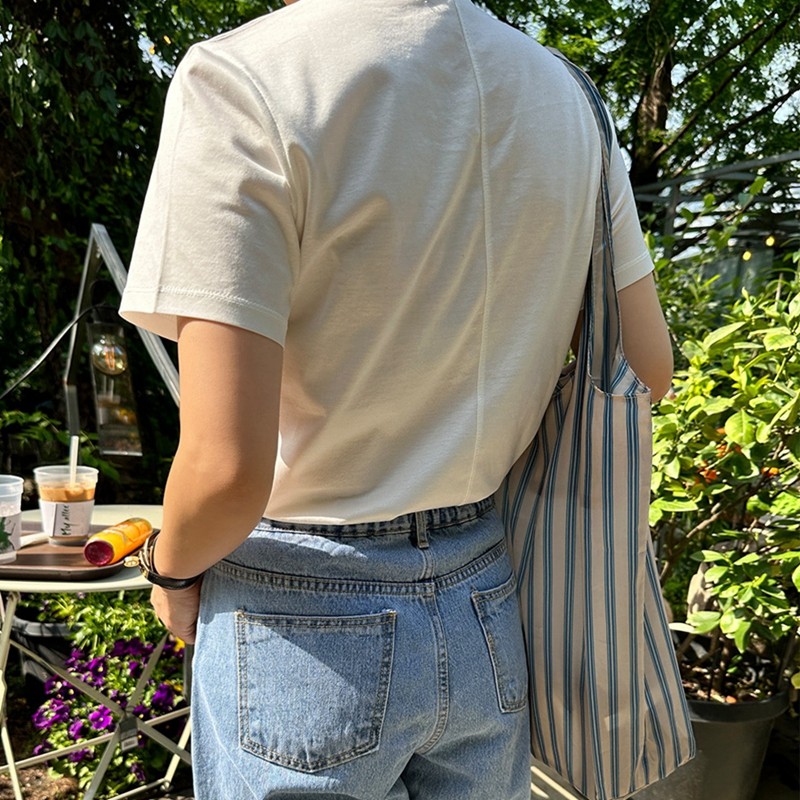 韩国U领简约后拼缝夏季短袖T恤