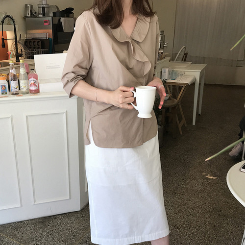 韩系通勤V领荷叶边纯棉五分袖女