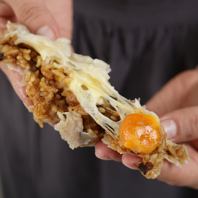 悟空家比巴掌大的纸皮烧麦