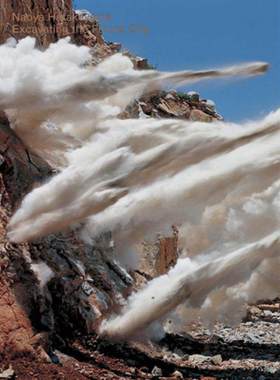 现货  英文原版 畠山直哉作品集 Naoya Hatakeyama: Excavating the Future City畠山 直哉: 挖掘未来城市