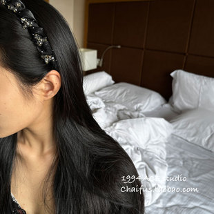 宫廷布艺缠绕镶钻发箍轻奢简约带齿防滑发饰 法式 柴夫工作室 F348
