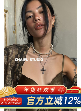 美式甜酷镶钻十字架项链